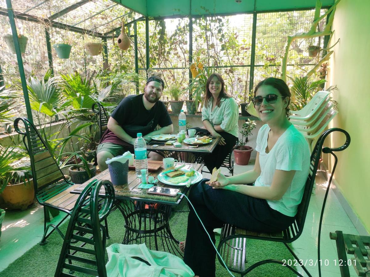 Max Guest House Агра Экстерьер фото